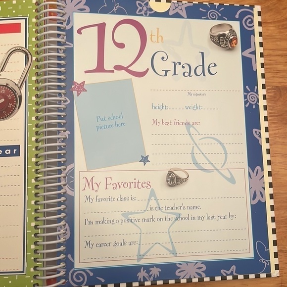 NEW School Memories Book Binder folder pre-k to 12th grade - Picture 4 of 6